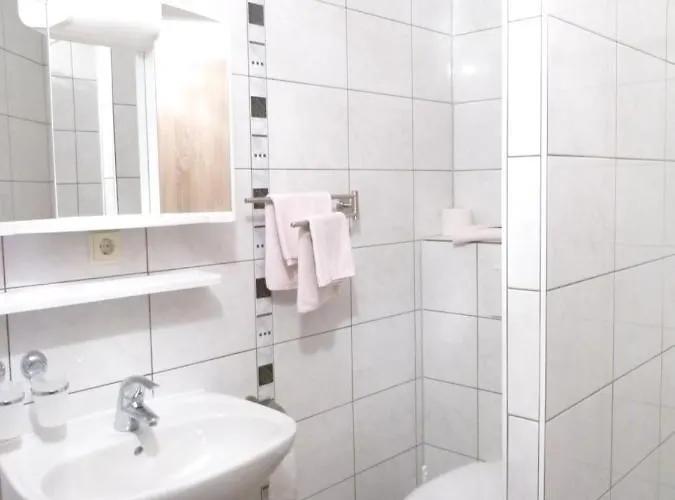 Unstrutpromenade Pensión 3*